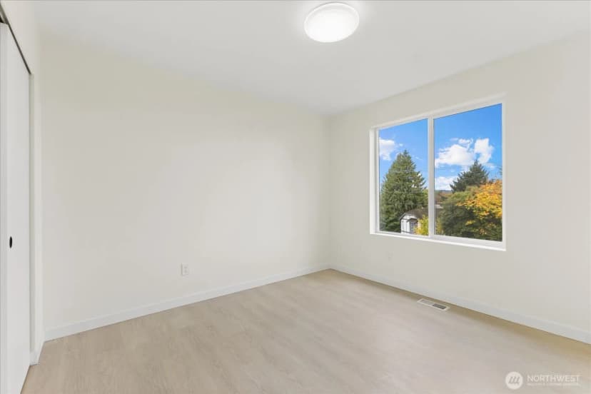 Property photo for 422 E Titus, Kent photo 15