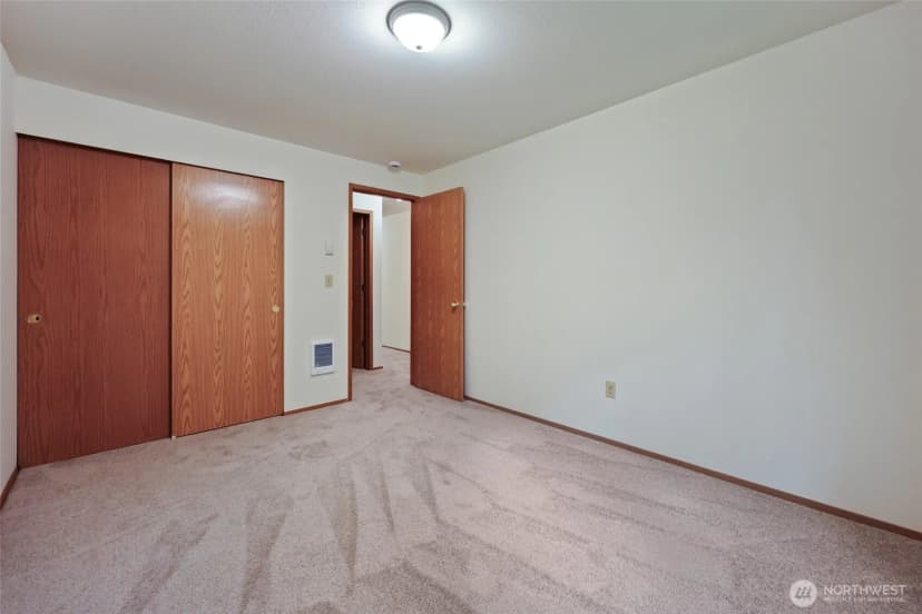 Property photo for 1319 14th Avenue Sw, Olympia photo 19