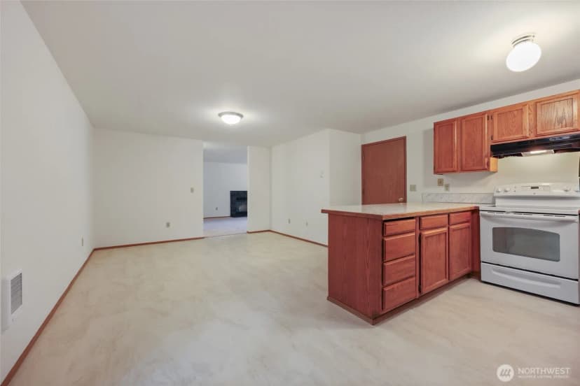 Property photo for 1319 14th Avenue Sw, Olympia photo 9