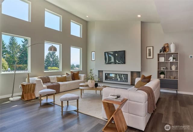 Property photo for 320 Sw 365th Street #3, Federal Way photo 4