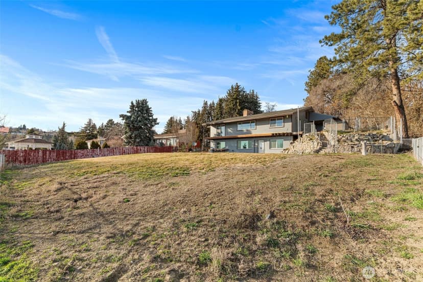 Property photo for 514 N Ash Street, Omak photo 40