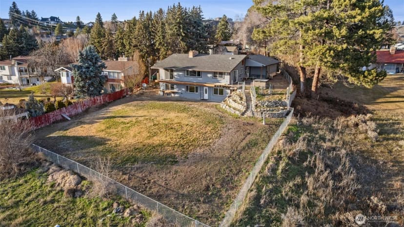 Property photo for 514 N Ash Street, Omak