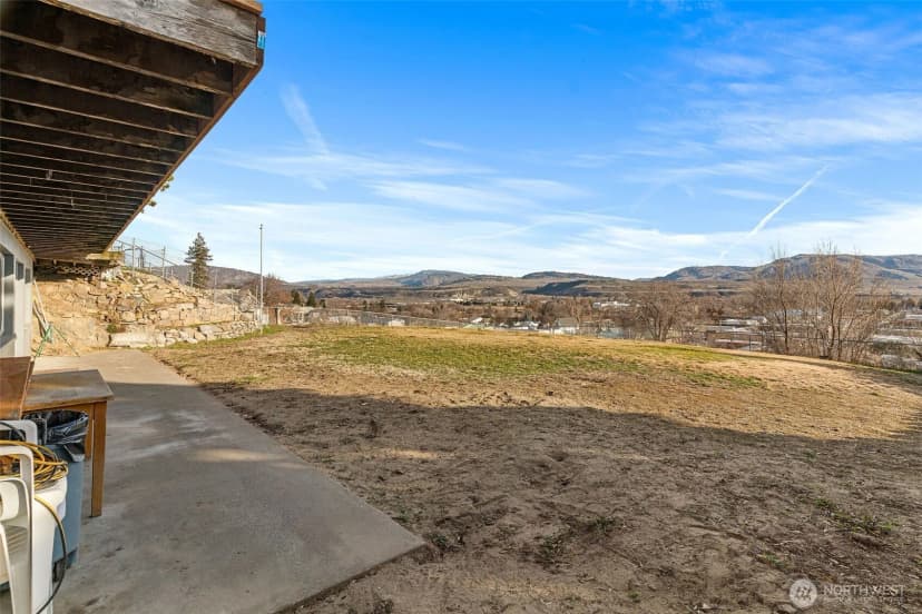 Property photo for 514 N Ash Street, Omak photo 36