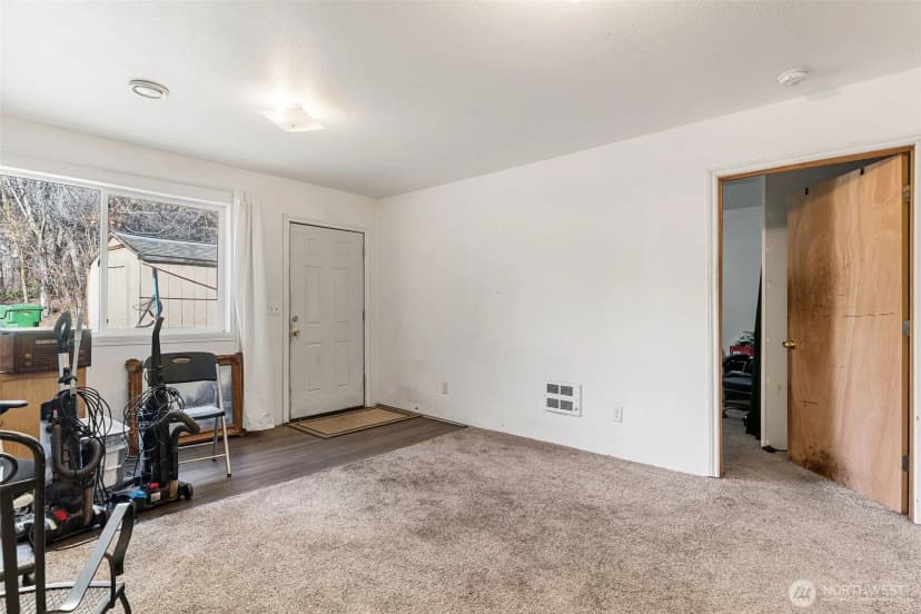 Property photo for 514 N Ash Street, Omak photo 17
