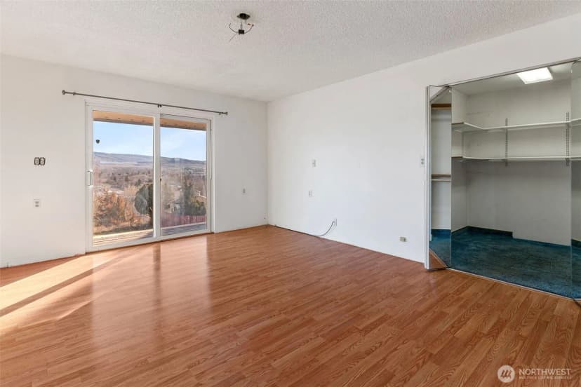 Property photo for 514 N Ash Street, Omak photo 24