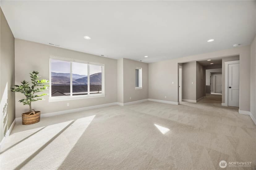 Property photo for 857 S Lamplight Lane, East Wenatchee photo 31