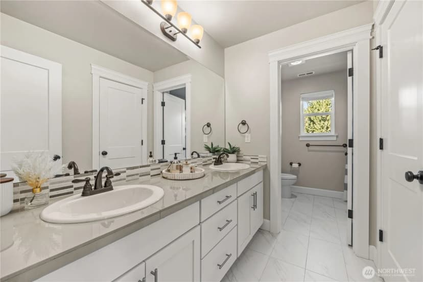 Property photo for 857 S Lamplight Lane, East Wenatchee photo 30
