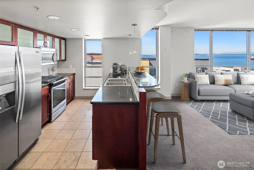 Property photo for 2929 1st Avenue #514, Seattle photo 6