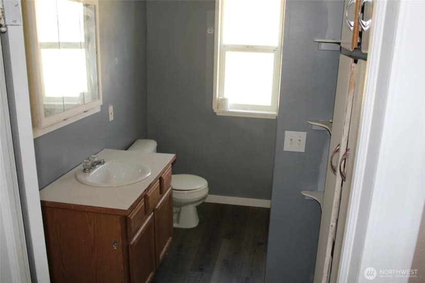 Property photo for 104 E 5th Avenue, Ritzville photo 5