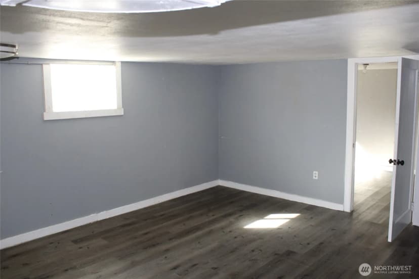 Property photo for 104 E 5th Avenue, Ritzville photo 12
