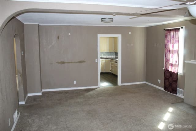 Property photo for 104 E 5th Avenue, Ritzville photo 3