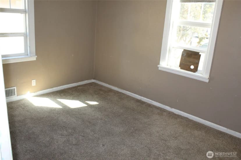 Property photo for 104 E 5th Avenue, Ritzville photo 7