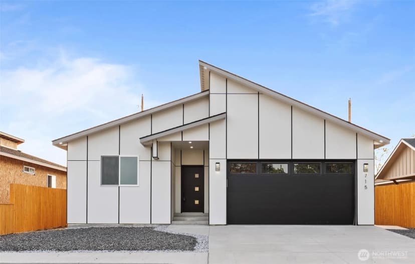 Property photo for 715 Buttercup Street, Soap Lake