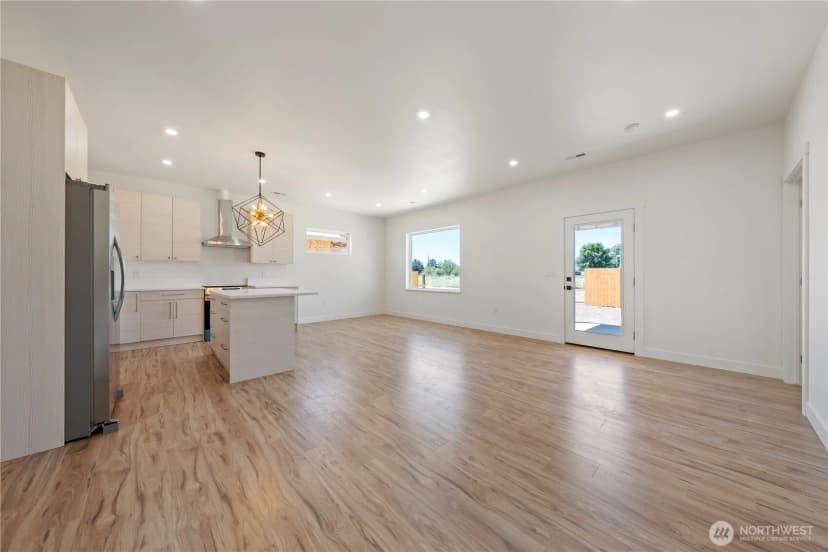 Property photo for 715 Buttercup Street, Soap Lake photo 22