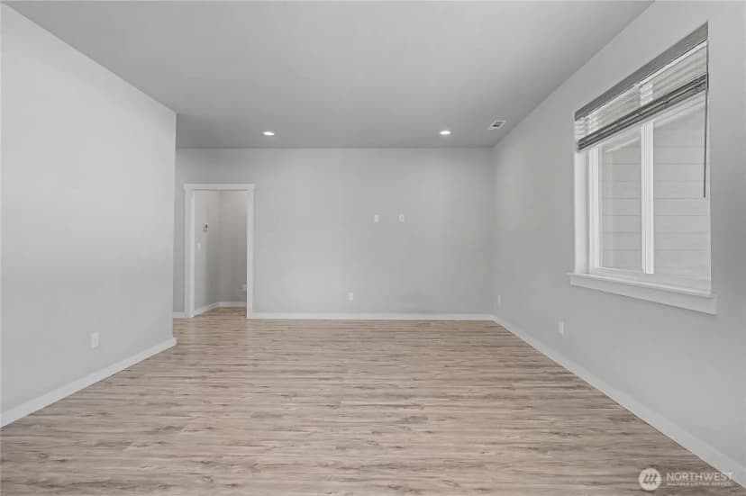 Property photo for 907 Ne 5th Avenue, Ephrata photo 23