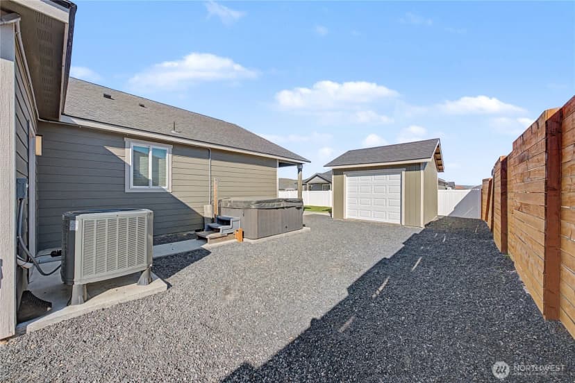Property photo for 907 Ne 5th Avenue, Ephrata photo 28