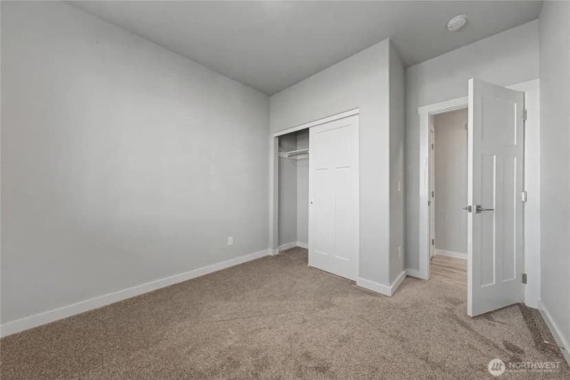 Property photo for 907 Ne 5th Avenue, Ephrata photo 9