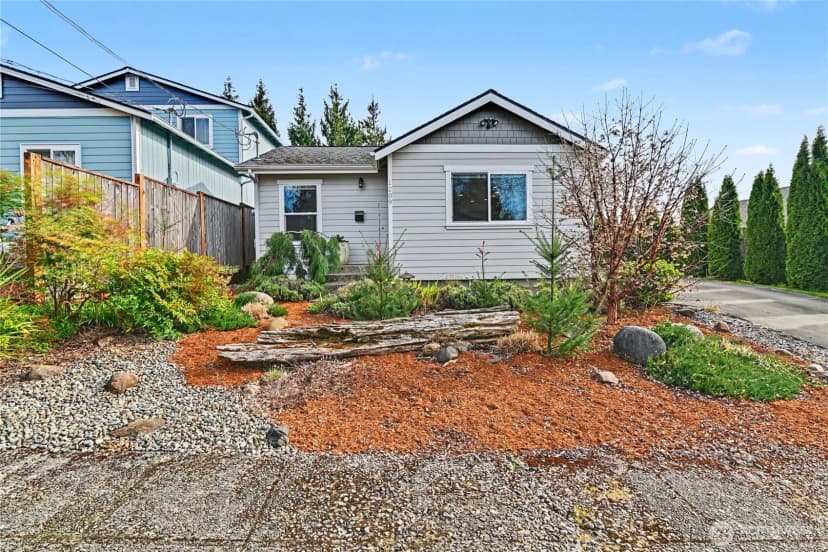 Property photo for 1209 9th Avenue Se, Olympia photo 2