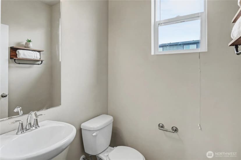Property photo for 16611 48th Avenue W #a2, Edmonds photo 9