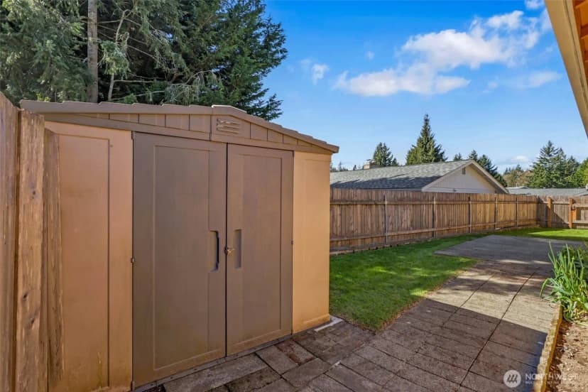Property photo for 7631 Buckthorn Drive Ne, Bremerton photo 35