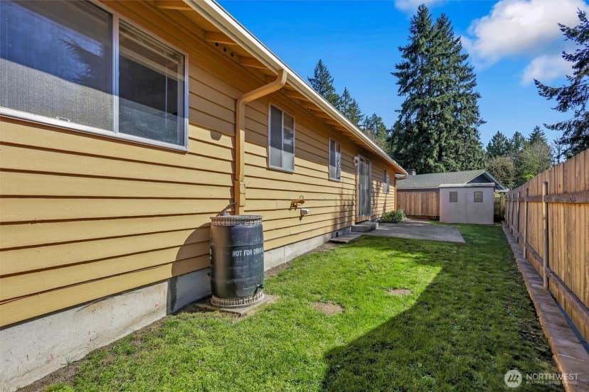 Property photo for 7631 Buckthorn Drive Ne, Bremerton photo 34