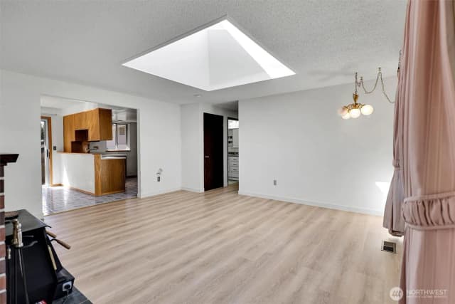 Property photo for 7631 Buckthorn Drive Ne, Bremerton photo 4