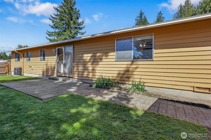Property photo for 7631 Buckthorn Drive Ne, Bremerton photo 33