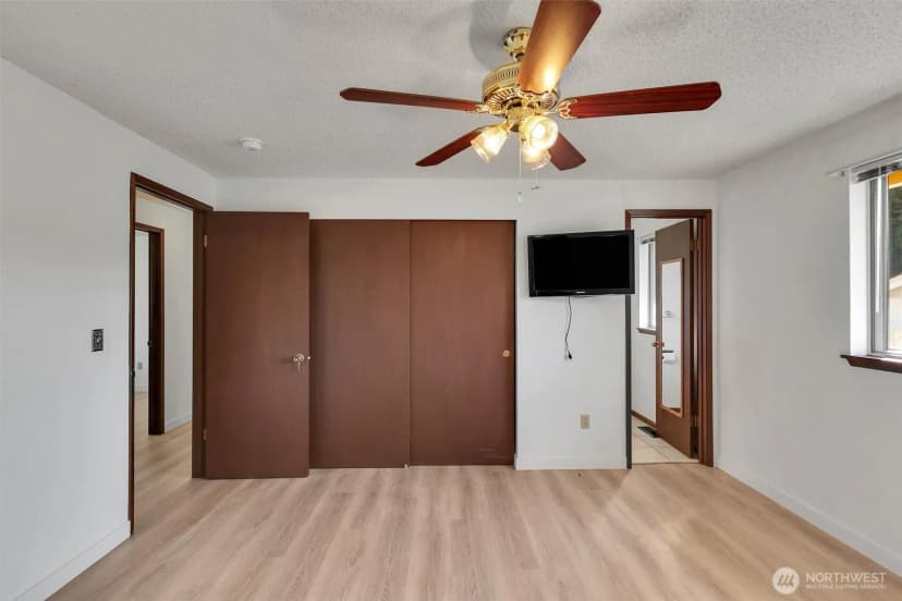 Property photo for 7631 Buckthorn Drive Ne, Bremerton photo 26