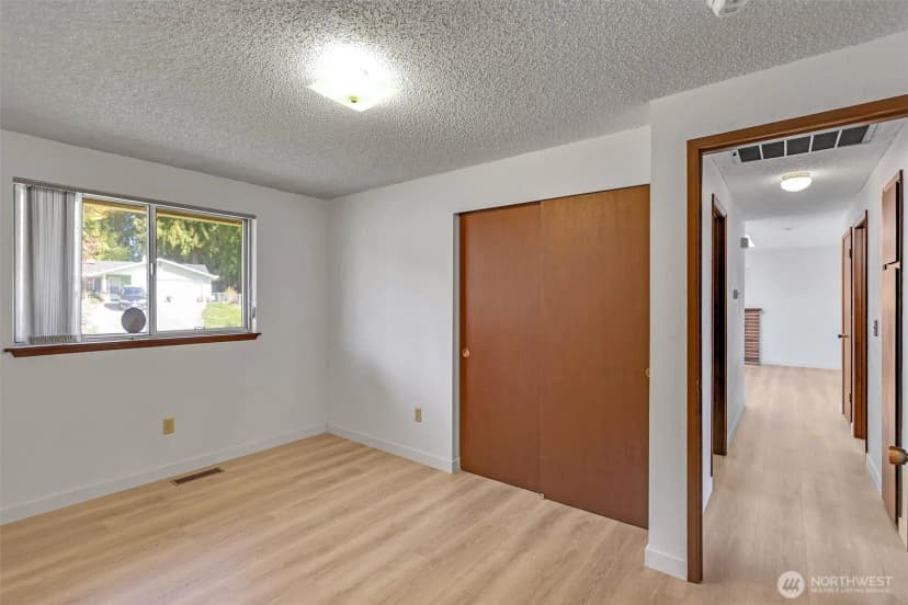 Property photo for 7631 Buckthorn Drive Ne, Bremerton photo 29