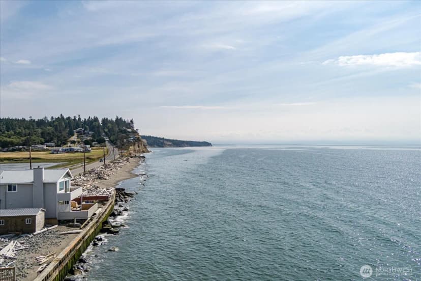 Property photo for 2507 W Beach Road, Oak Harbor photo 37