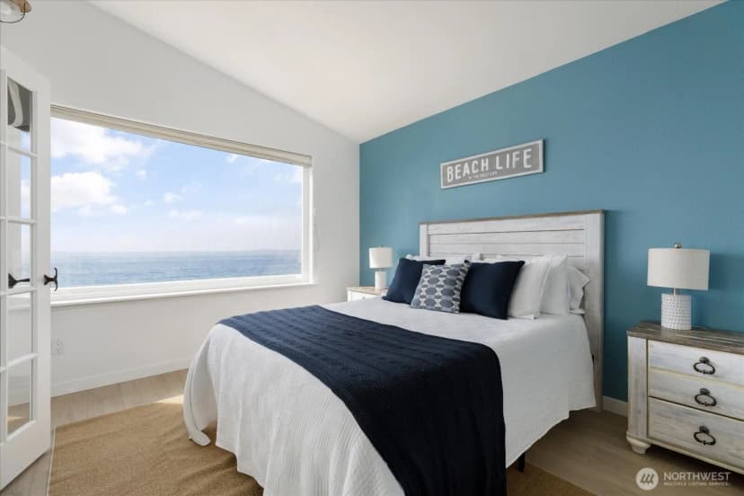 Property photo for 2507 W Beach Road, Oak Harbor photo 19