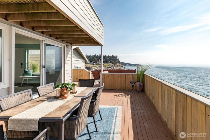 Property photo for 2507 W Beach Road, Oak Harbor photo 28