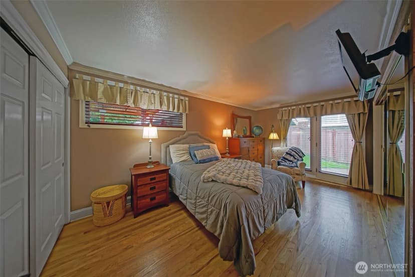 Property photo for 6404 N Five Views Road, Tacoma photo 21