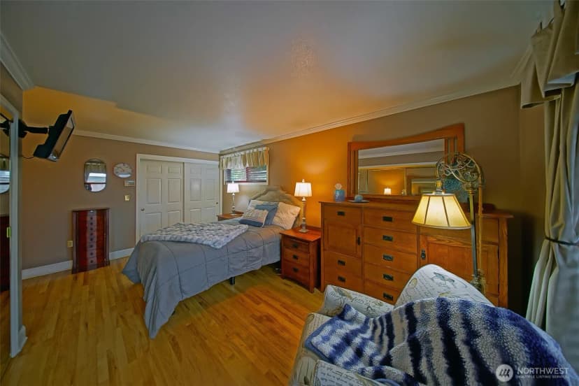 Property photo for 6404 N Five Views Road, Tacoma photo 23