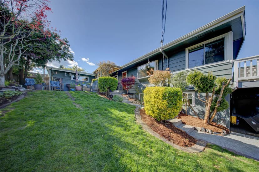 Property photo for 6404 N Five Views Road, Tacoma photo 30