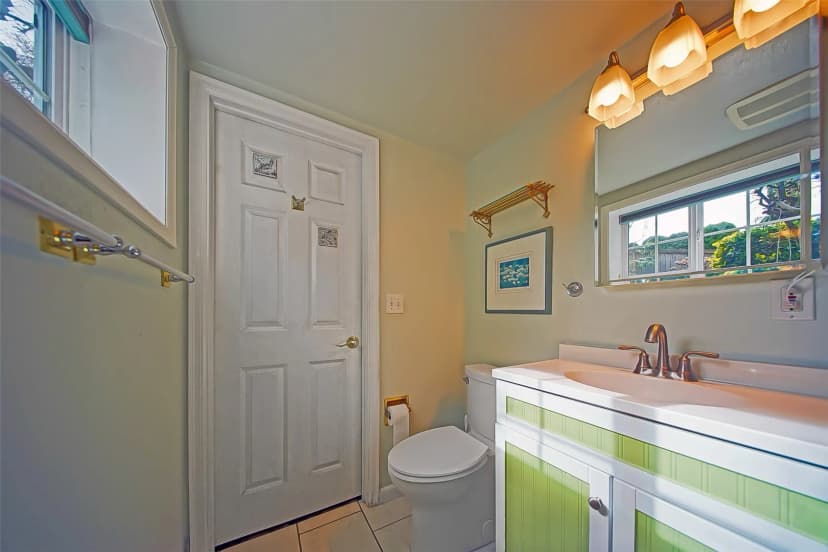Property photo for 6404 N Five Views Road, Tacoma photo 26