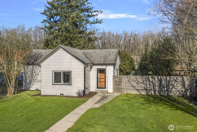 Property photo for 8164 Falls Avenue Se, Snoqualmie