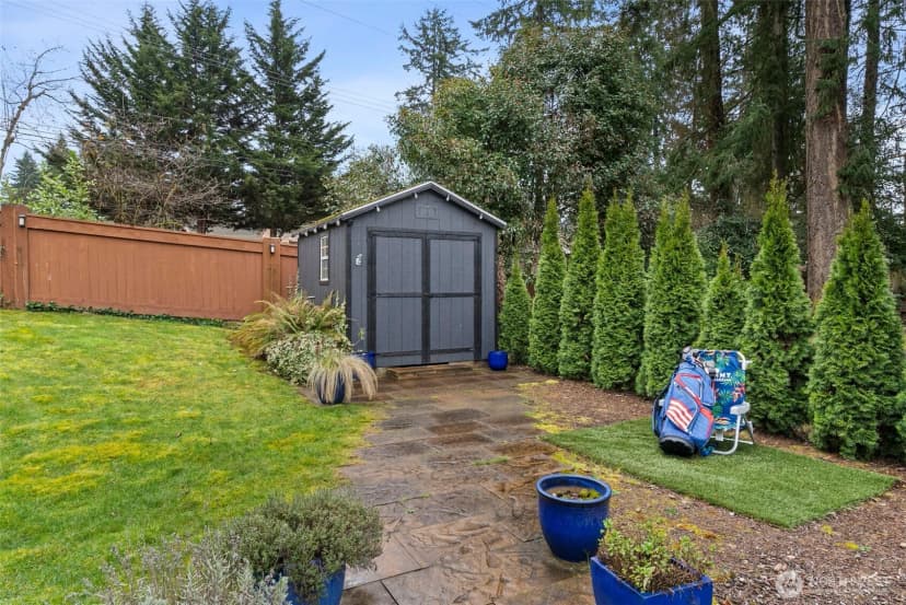 Property photo for 11724 Madera Drive Sw, Lakewood photo 32