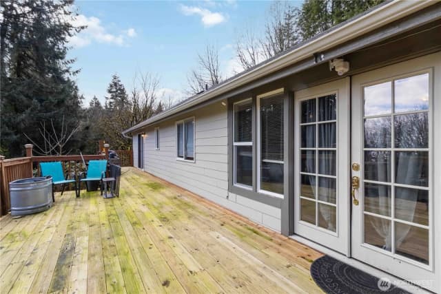 Property photo for 421 Mcadams Road E, Longview photo 3