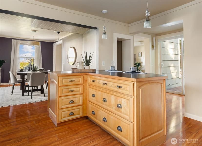 Property photo for 220 Morris Street, La Conner photo 19