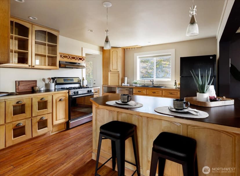Property photo for 220 Morris Street, La Conner photo 21