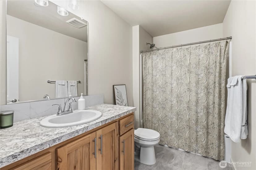 Property photo for 134 E Joyce Court, La Center photo 9