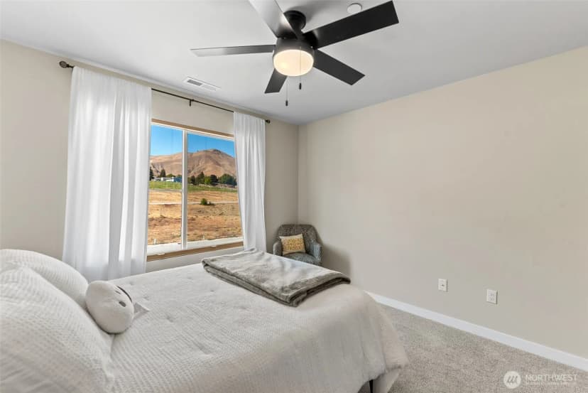 Property photo for 143 Sienna Road, Wenatchee photo 36