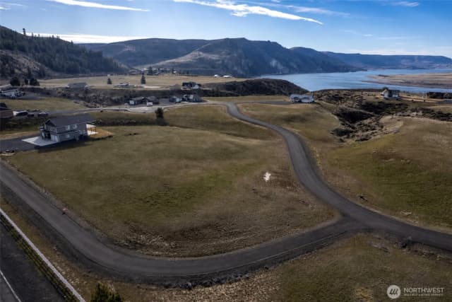 Property photo for 44225 Tyax Lane N, Wilbur