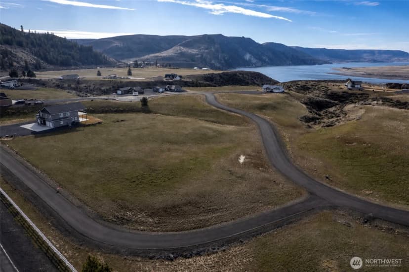 Property photo for 44225 Tyax Lane N, Wilbur