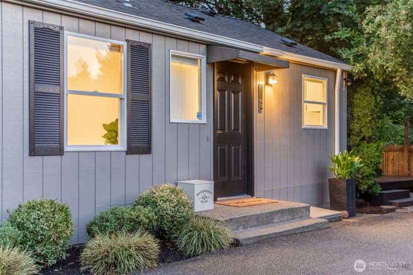 Property photo for 7169 18th Avenue Sw, Seattle photo 20