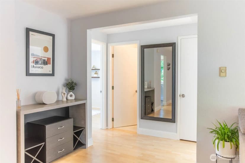 Property photo for 7169 18th Avenue Sw, Seattle photo 13