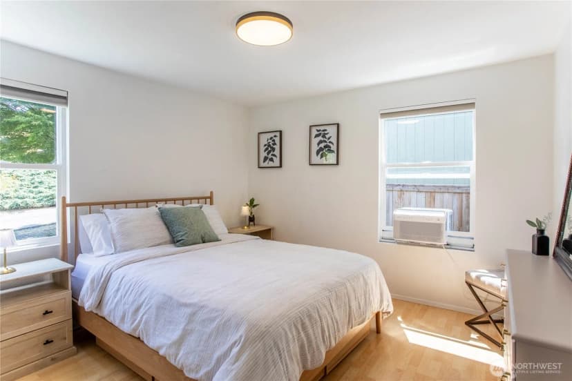 Property photo for 7169 18th Avenue Sw, Seattle photo 16