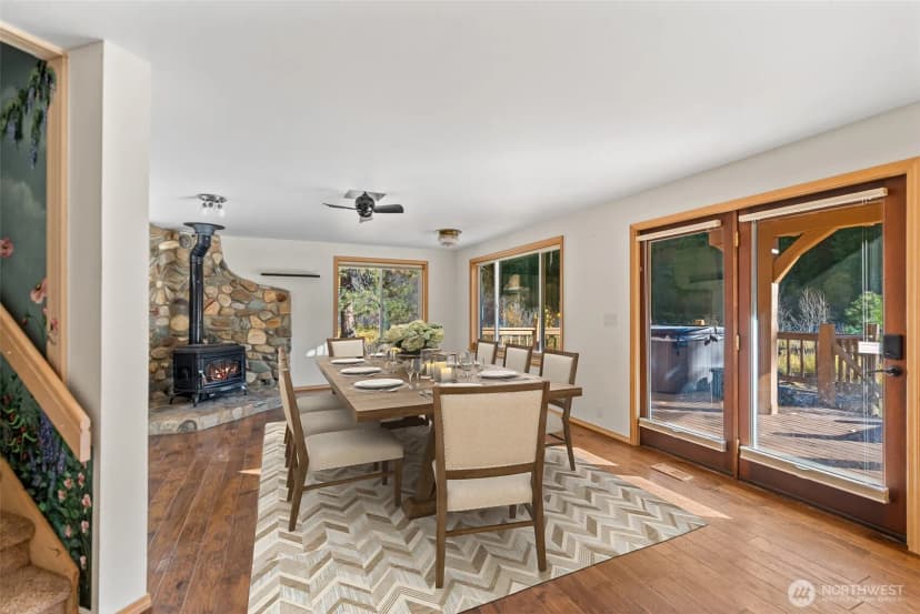 Property photo for 12290 Meacham Road, Leavenworth photo 9