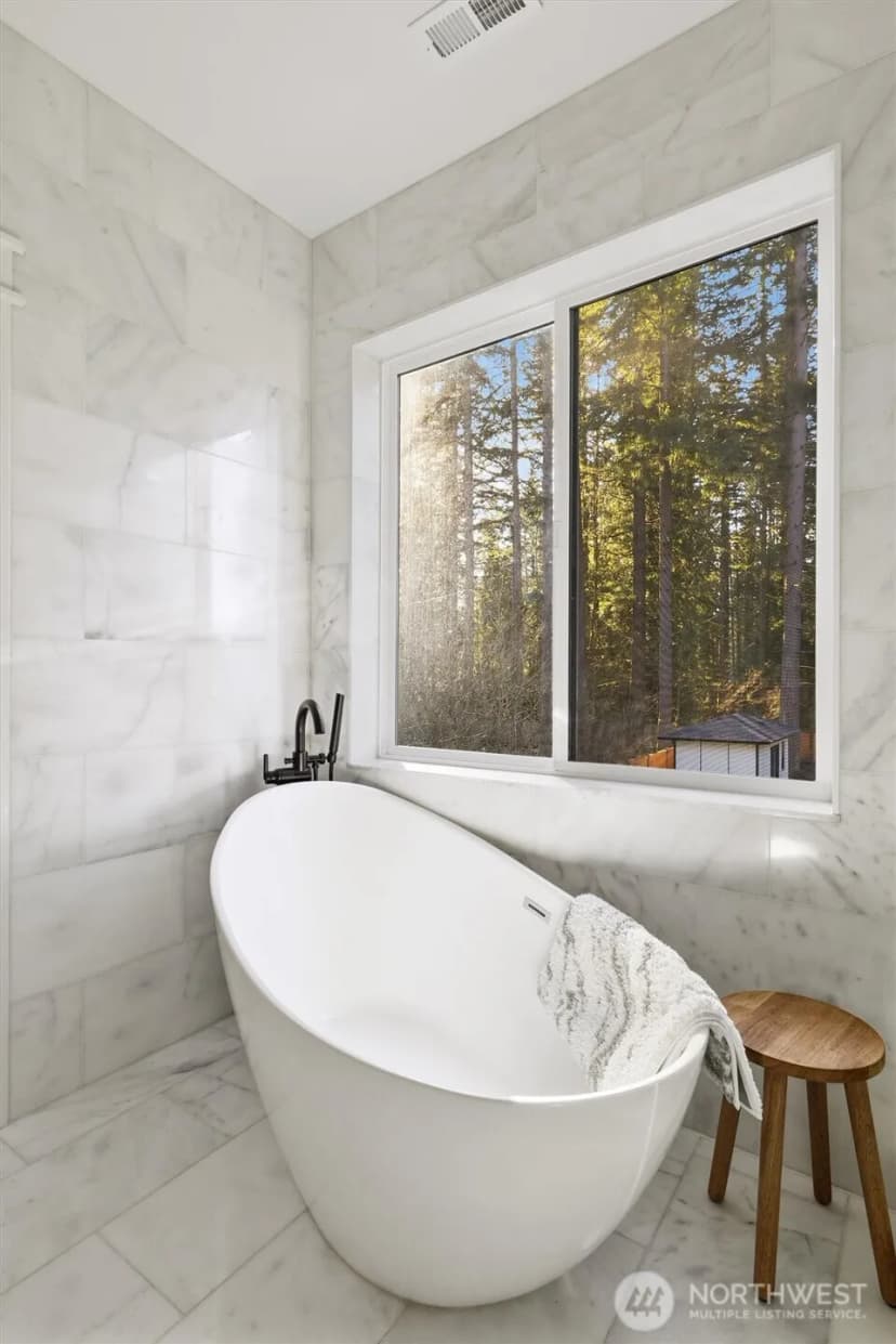 Property photo for 14435 Bear Creek Road Ne, Woodinville photo 30